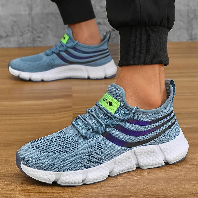 Lightweight breathable men sneakers running walking athletic shoes