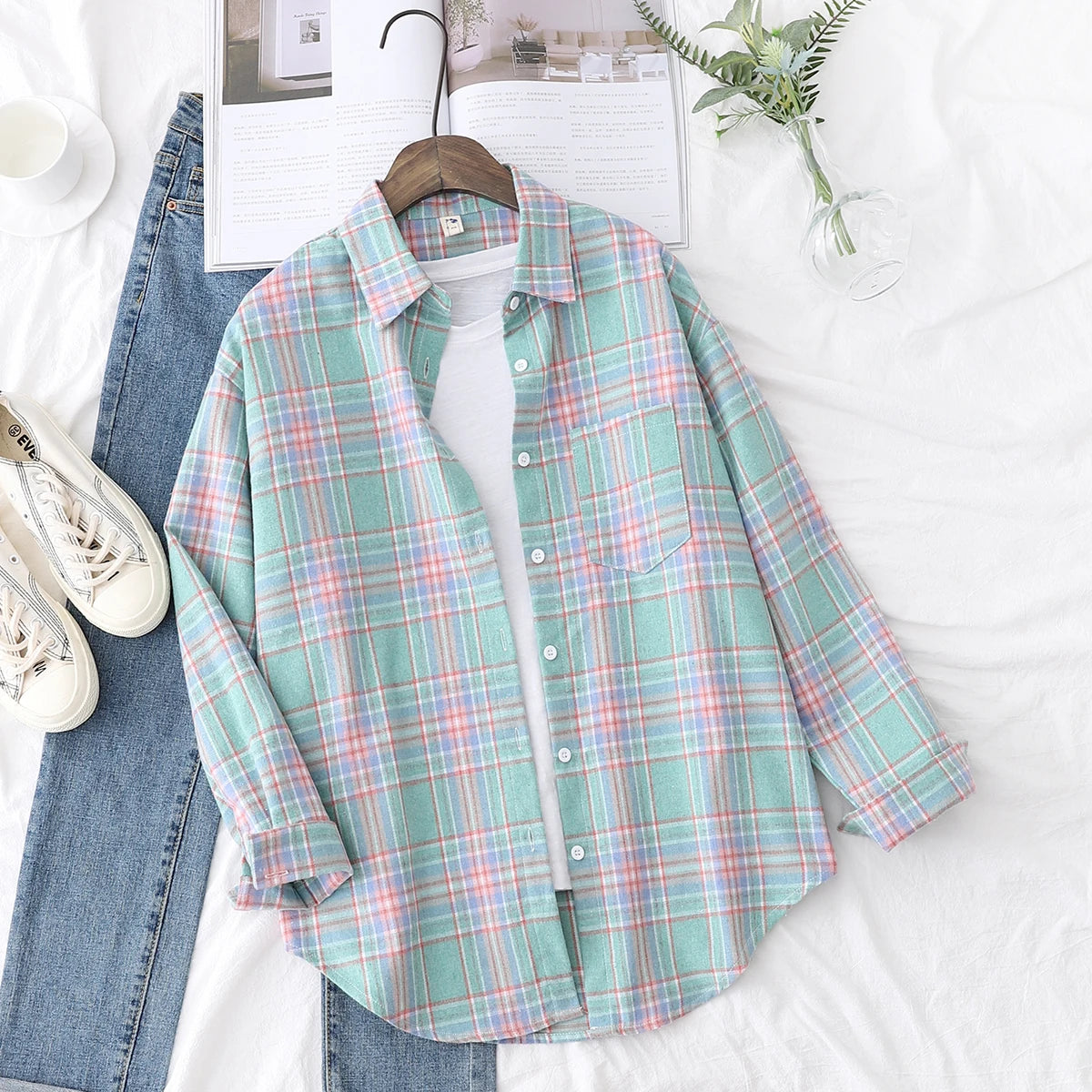 Women's plaid flannel shirt, loose fit, spring casual style