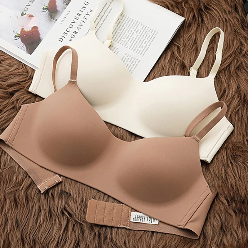 Seamless push-up bra – soft, breathable, wireless comfort