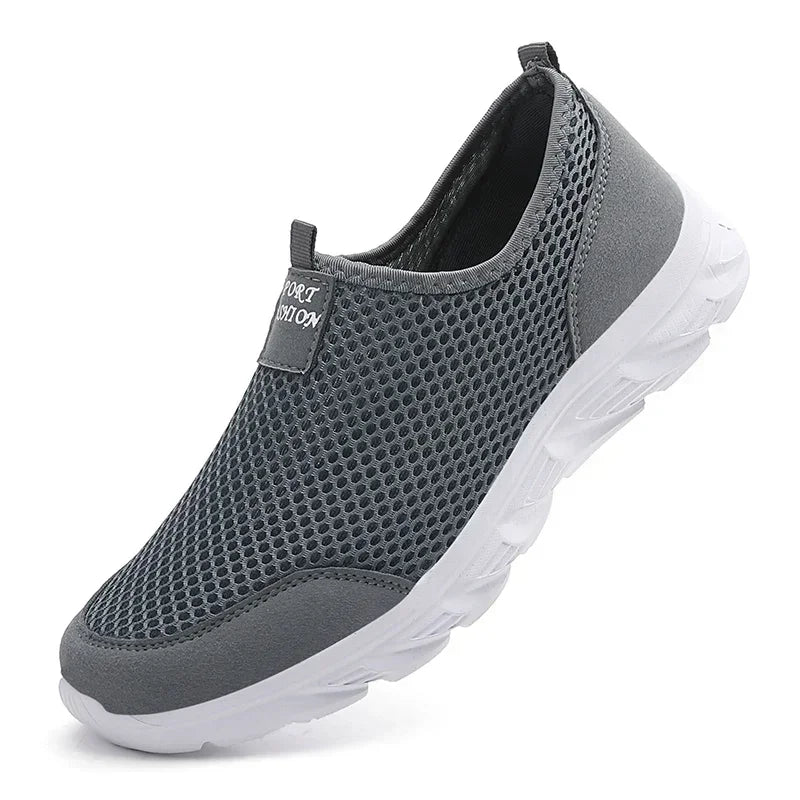 Lightweight breathable men's running shoes mesh sneakers