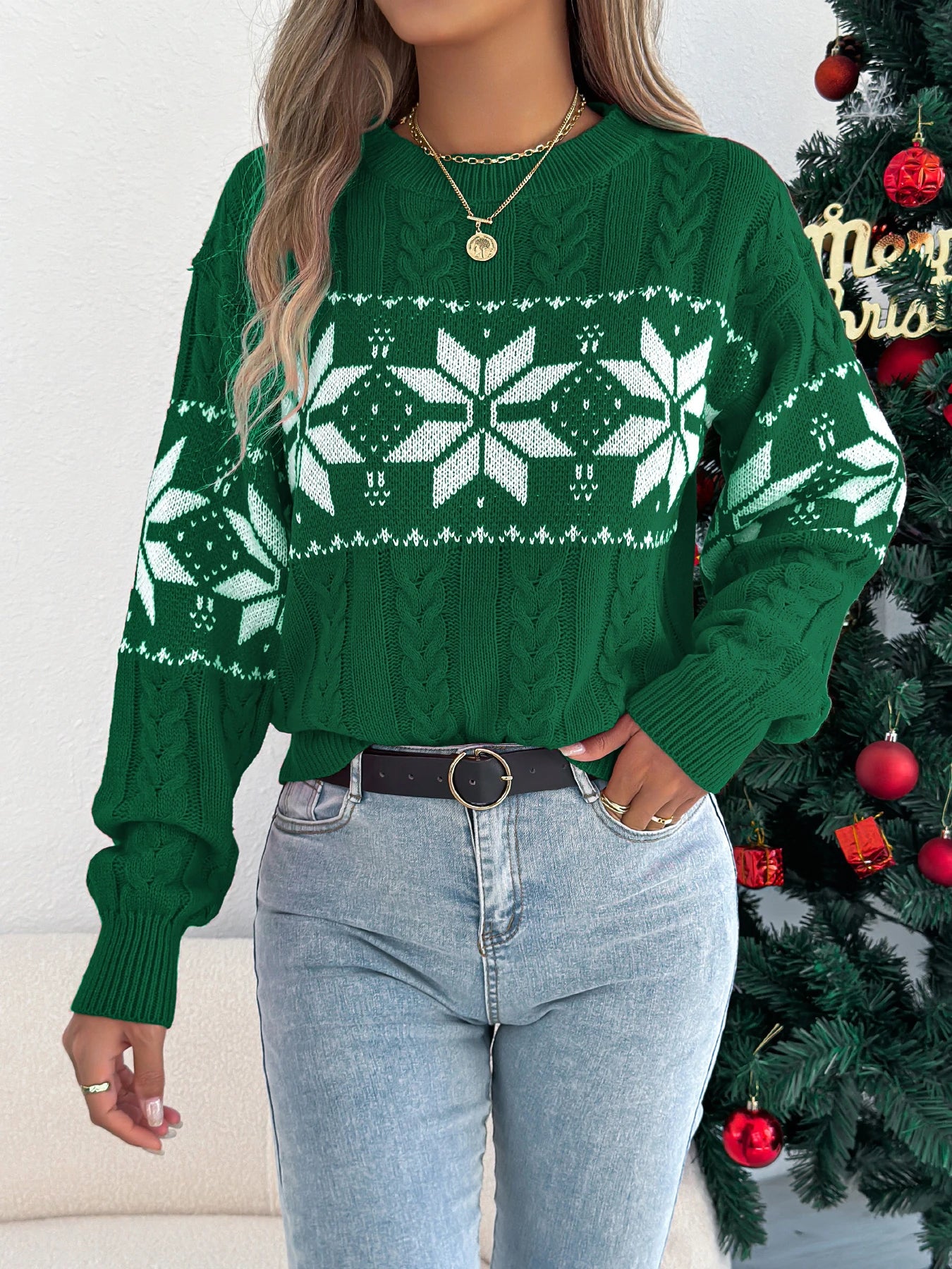 Cozy Christmas sweater for women, warm and stylish