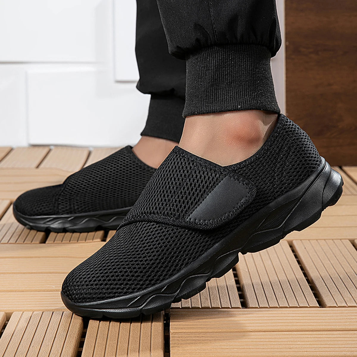 Comfortable diabetic walking shoes designed for swollen, wide feet