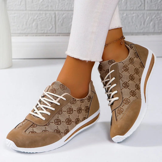 Women’s casual shoes with thick sole, breathable comfort