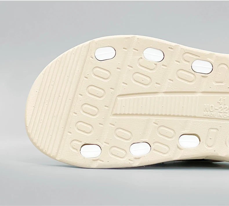 Men's Summer Sandals Beach Flip-Flops Breathable Outdoor Shoes