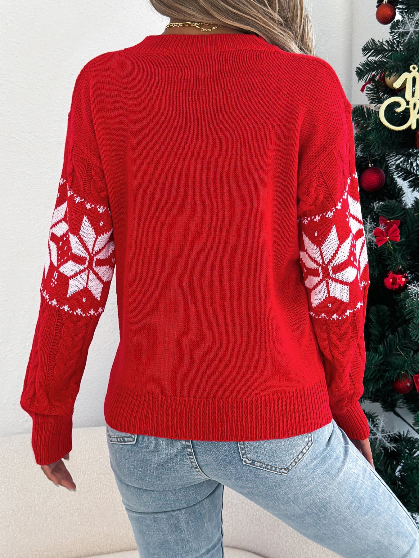 Cozy Christmas sweater for women, warm and stylish