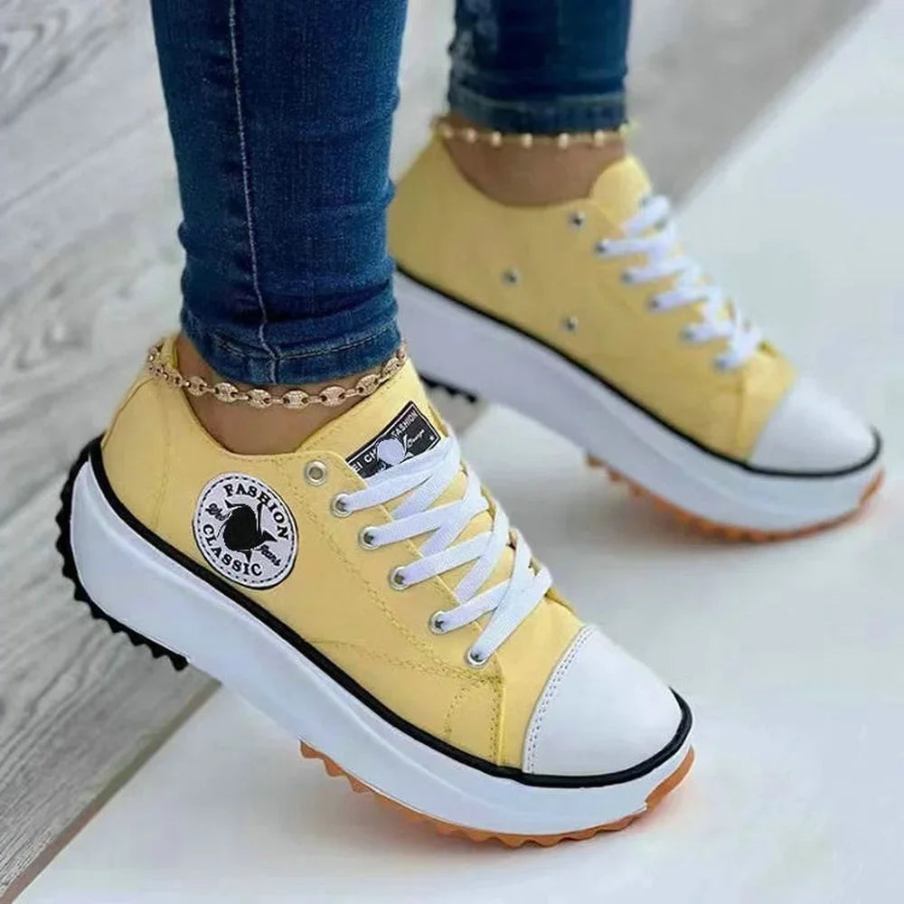 Stylish women’s canvas sneakers, comfortable casual flat lace-up shoes