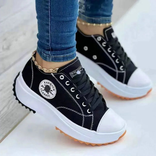 Stylish women’s canvas sneakers, comfortable casual flat lace-up shoes