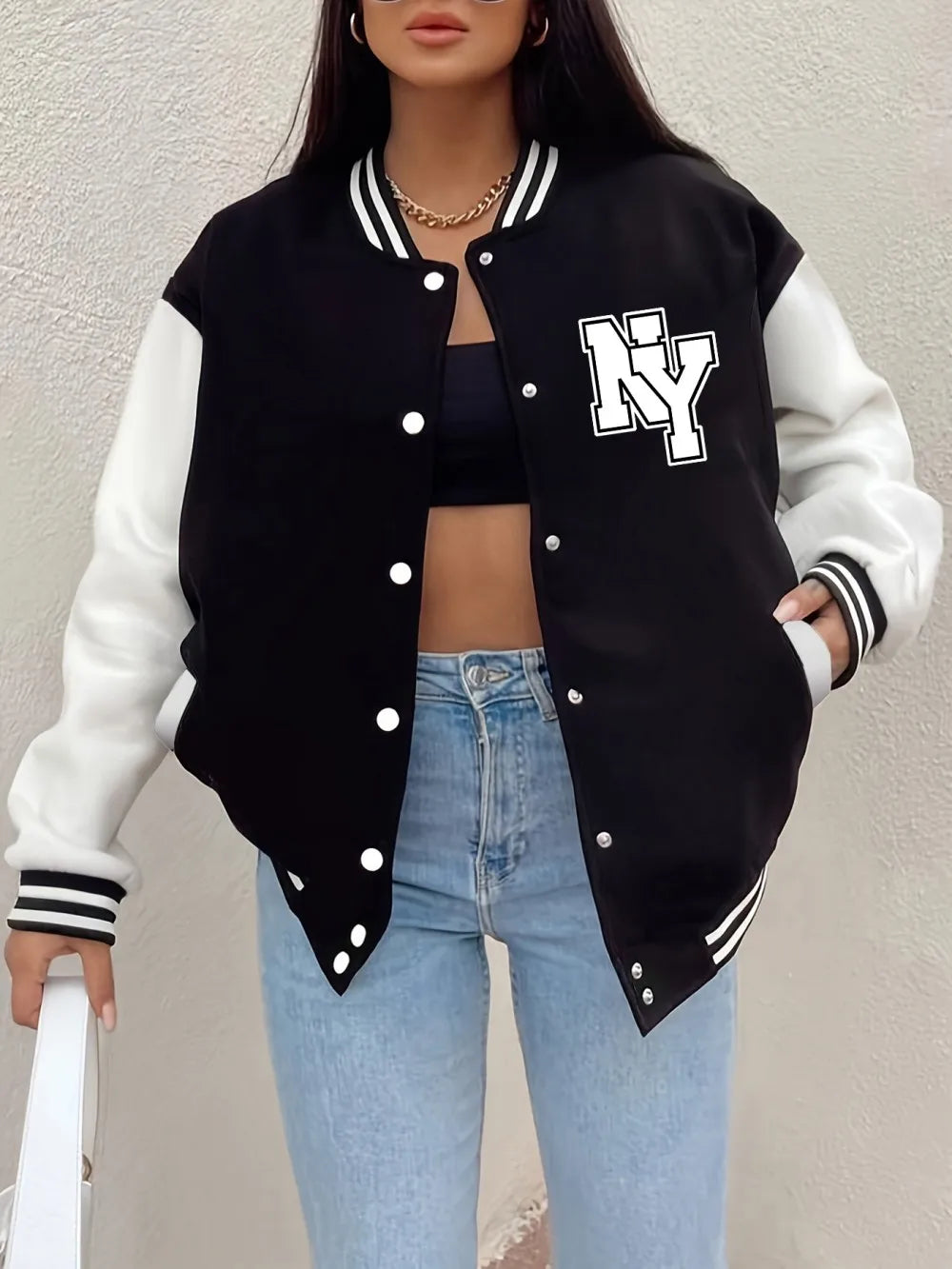 Women’s warm fleece jacket, New York print. Keywords: winter, casual, baseball style