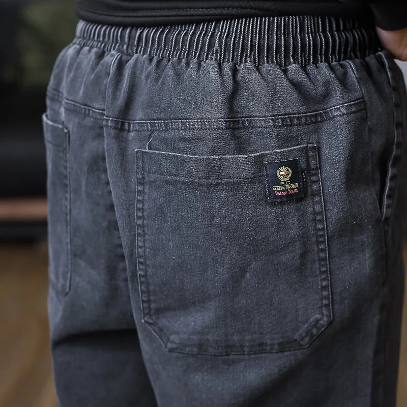 oose plus size men’s jeans with streetwear cargo style and anklelength design