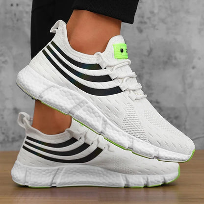 Lightweight breathable men sneakers running walking athletic shoes