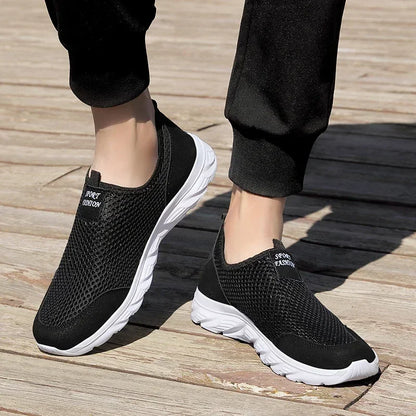 Lightweight breathable men's running shoes mesh sneakers