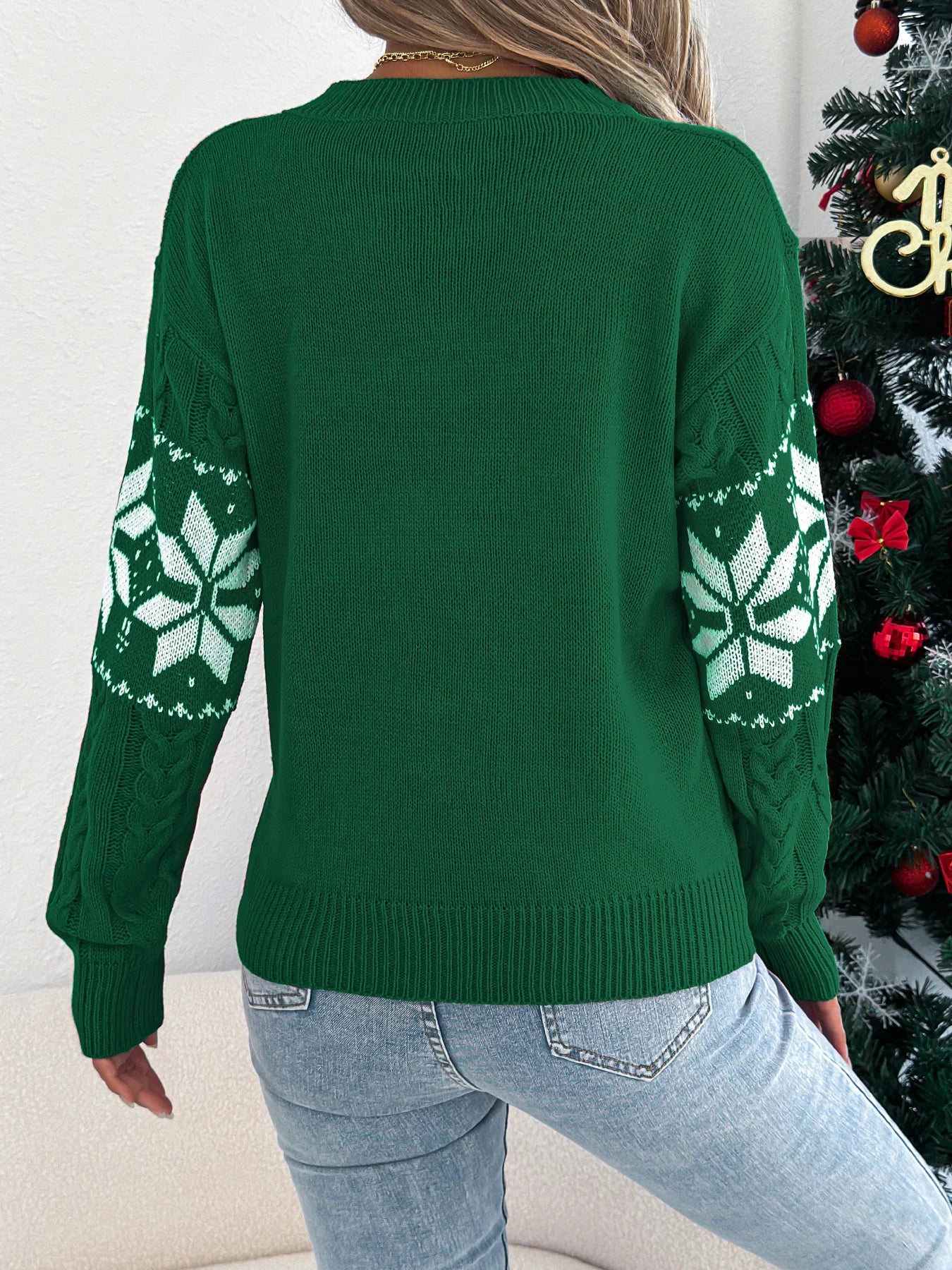 Cozy Christmas sweater for women, warm and stylish