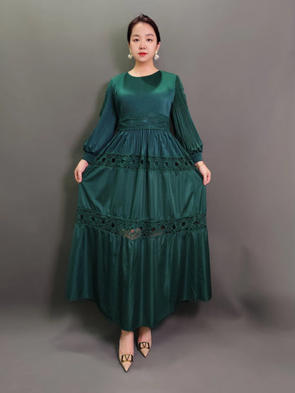 Elegant pleated plus-size dress, lace, belt, stretchy, chic