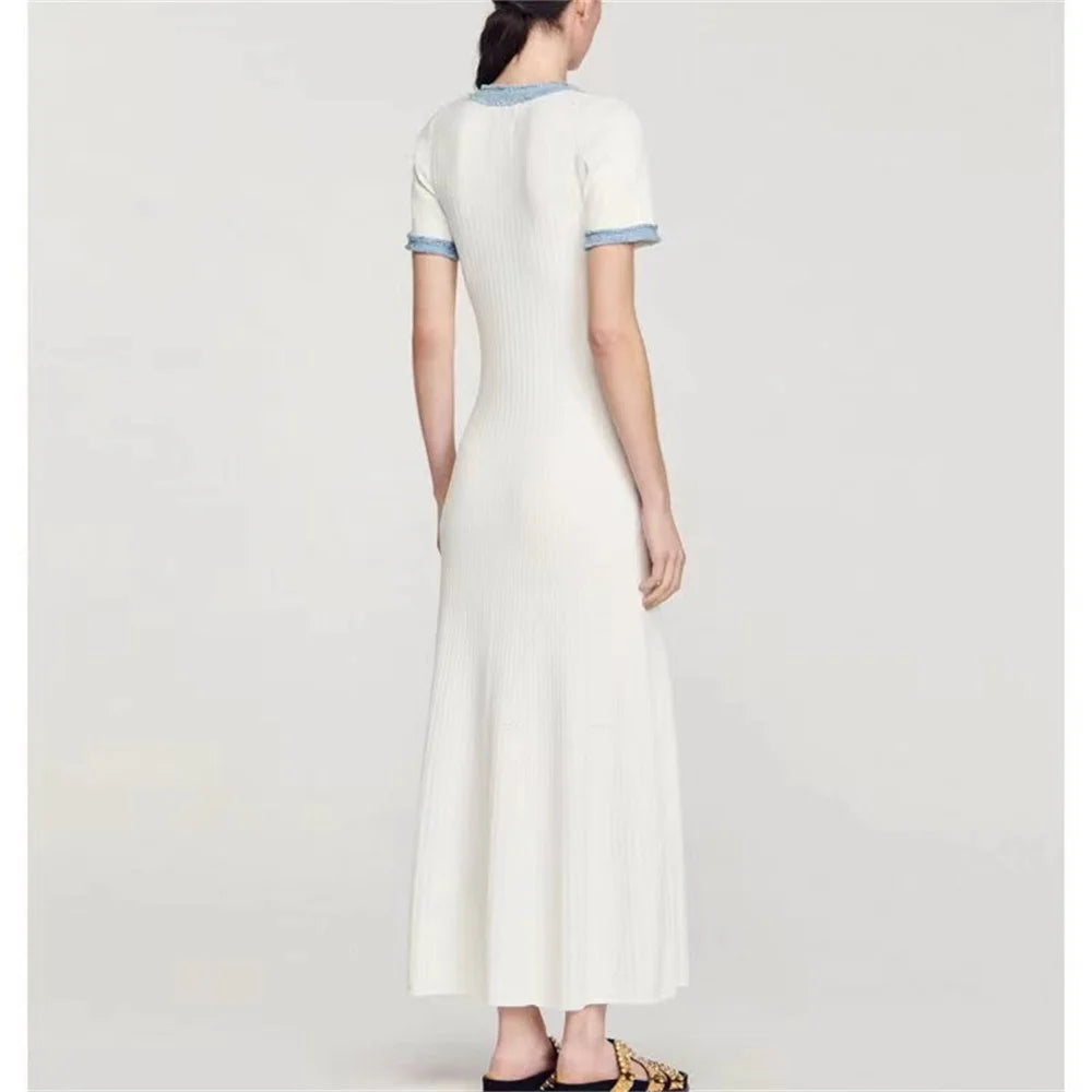 Elegant knit maxi dress, chic office bodycon style