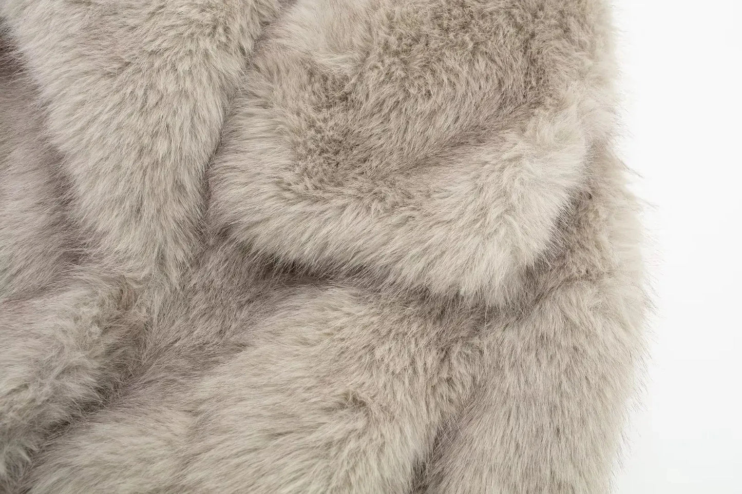 HH Women Faux Fur Coat – Warm Fluffy Jacket