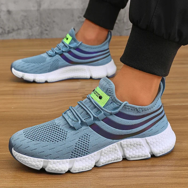 Lightweight breathable men sneakers running walking athletic shoes