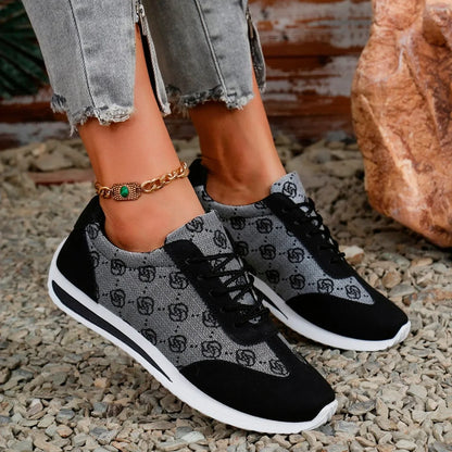Women’s casual shoes with thick sole, breathable comfort