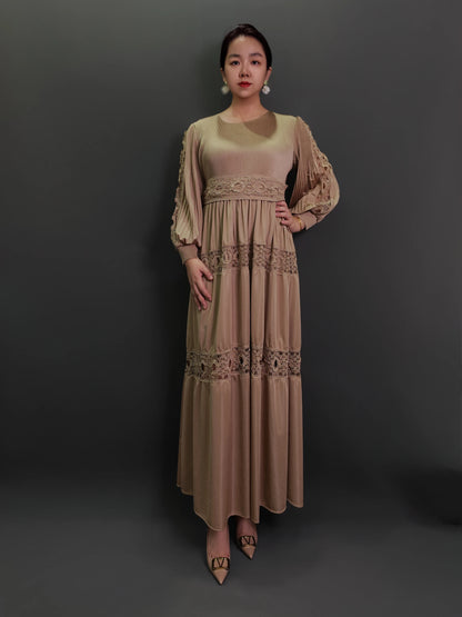 Elegant pleated plus-size dress, lace, belt, stretchy, chic