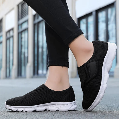 Comfortable diabetic walking shoes designed for swollen, wide feet