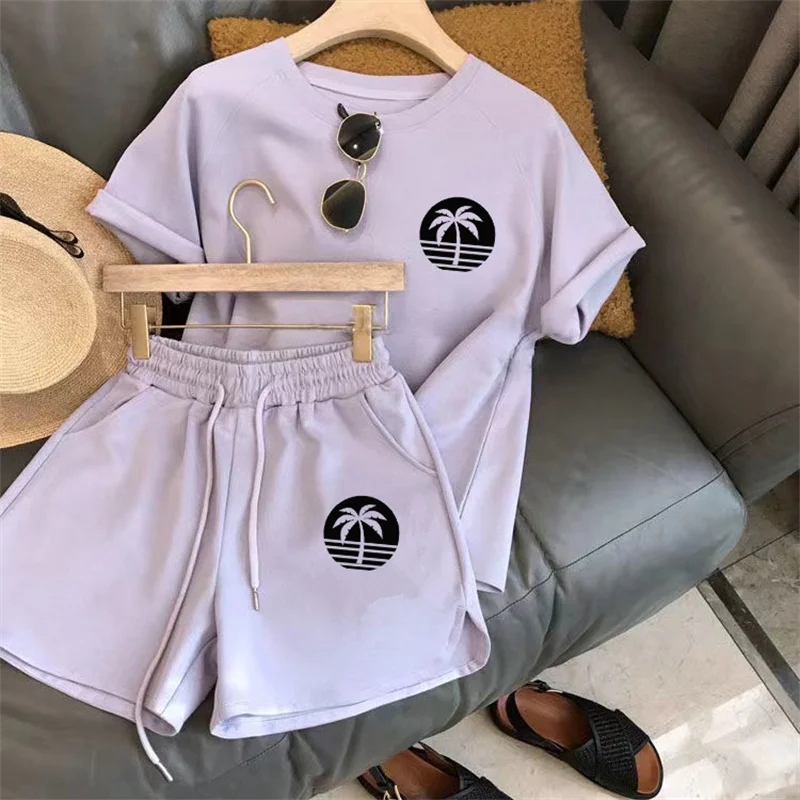 Women C Letter Tracksuit – Tee & Shorts Set