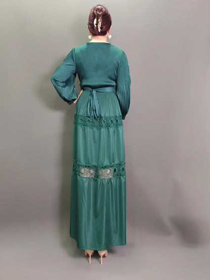 Elegant pleated plus-size dress, lace, belt, stretchy, chic